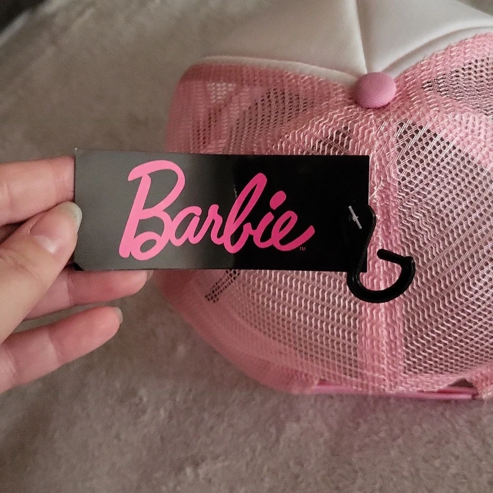 Barbie Hat 🩷 - Picture 4 of 8
